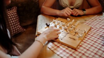 Kinderspiele zum Ausleihen im Familienhotel Kaltenhauser | © Matthias Warter