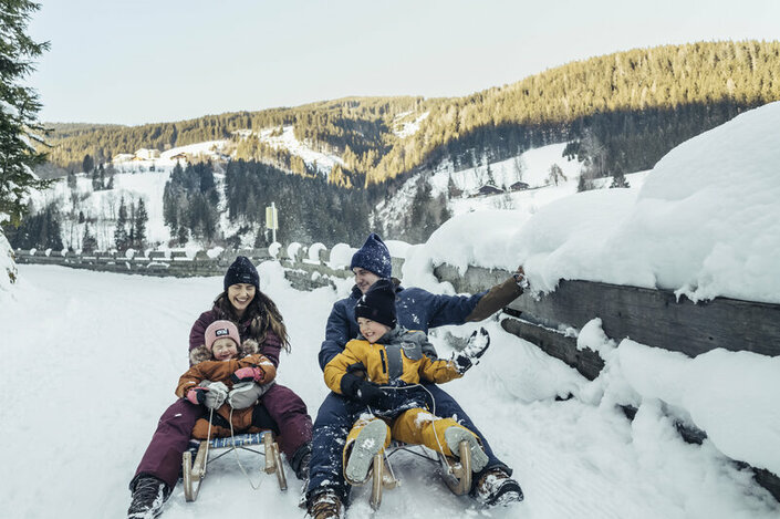 Rodelspaß für die ganze Familie | © Zell am See-Kaprun Tourismus